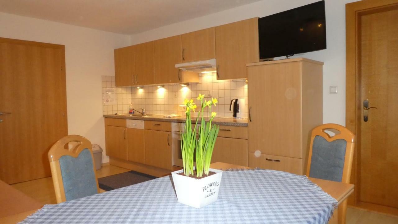 Appartements Pfausler Oetz Eksteriør billede